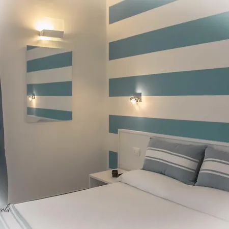 Affittacamere L'approdo Dell'ammiraglio 3*