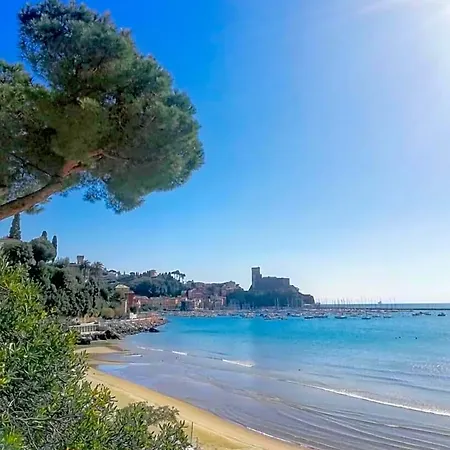 Πανσιόν L'approdo Dell'ammiraglio Λα Σπέτσια